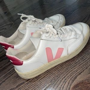 Veja Sneakers white/pink Size 8